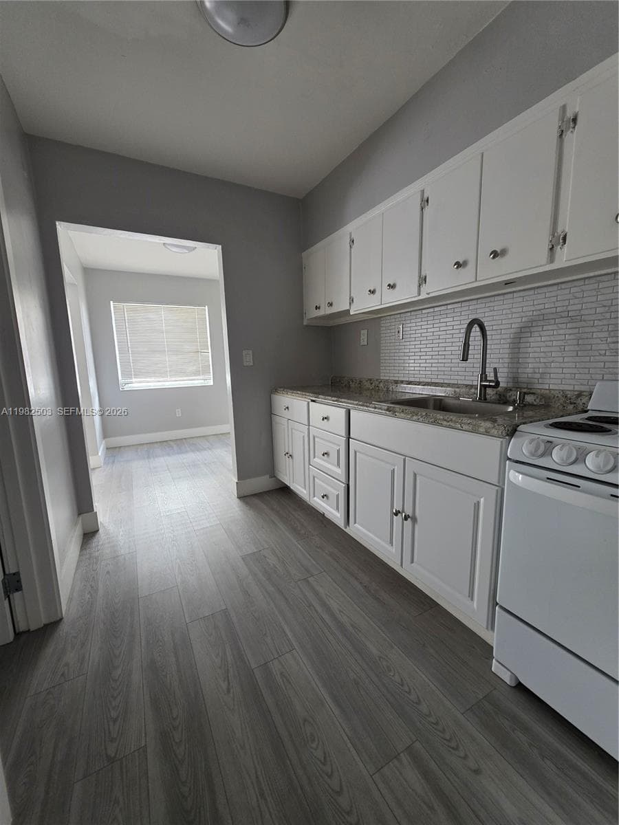 57 Esplanade Dr C photo 5