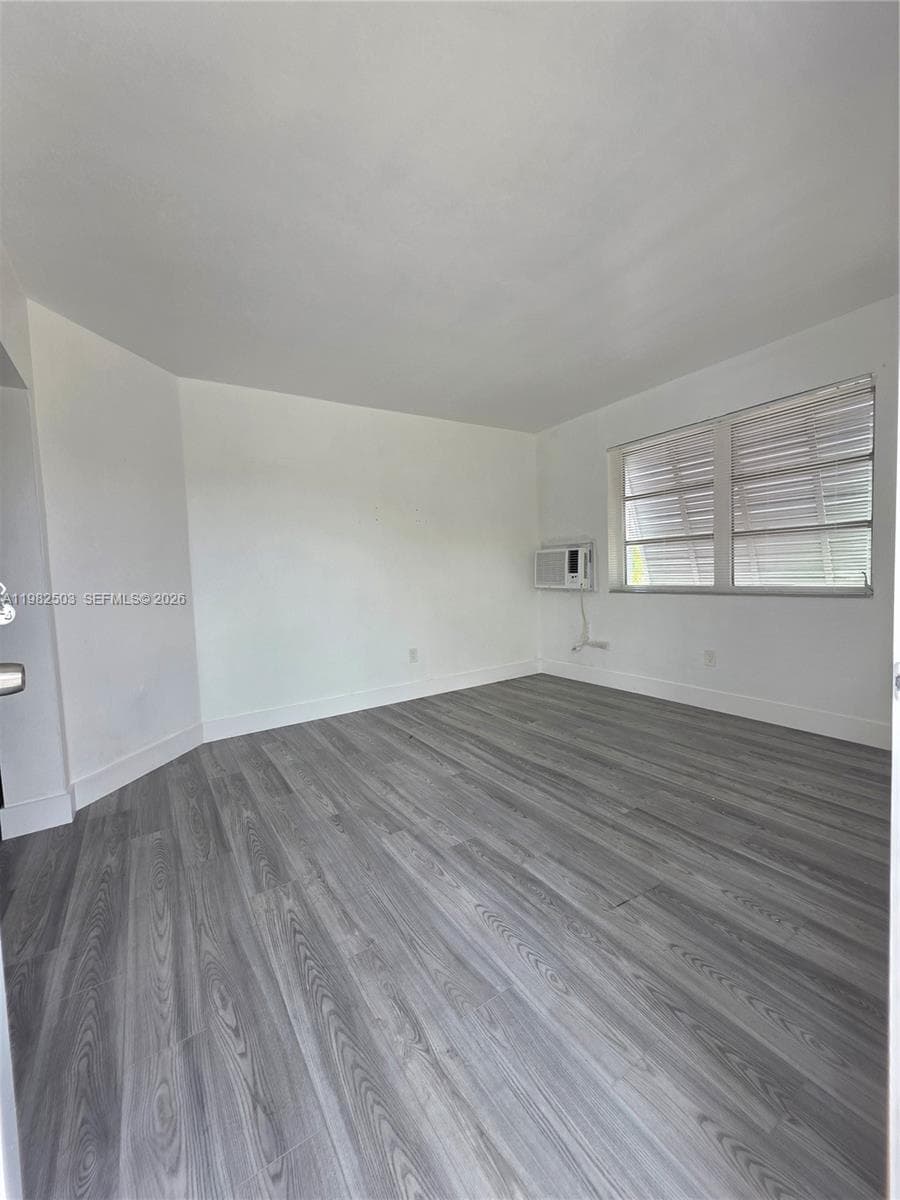 57 Esplanade Dr C photo 8