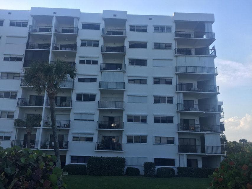 5159 N Hwy A1a 311 B photo 2
