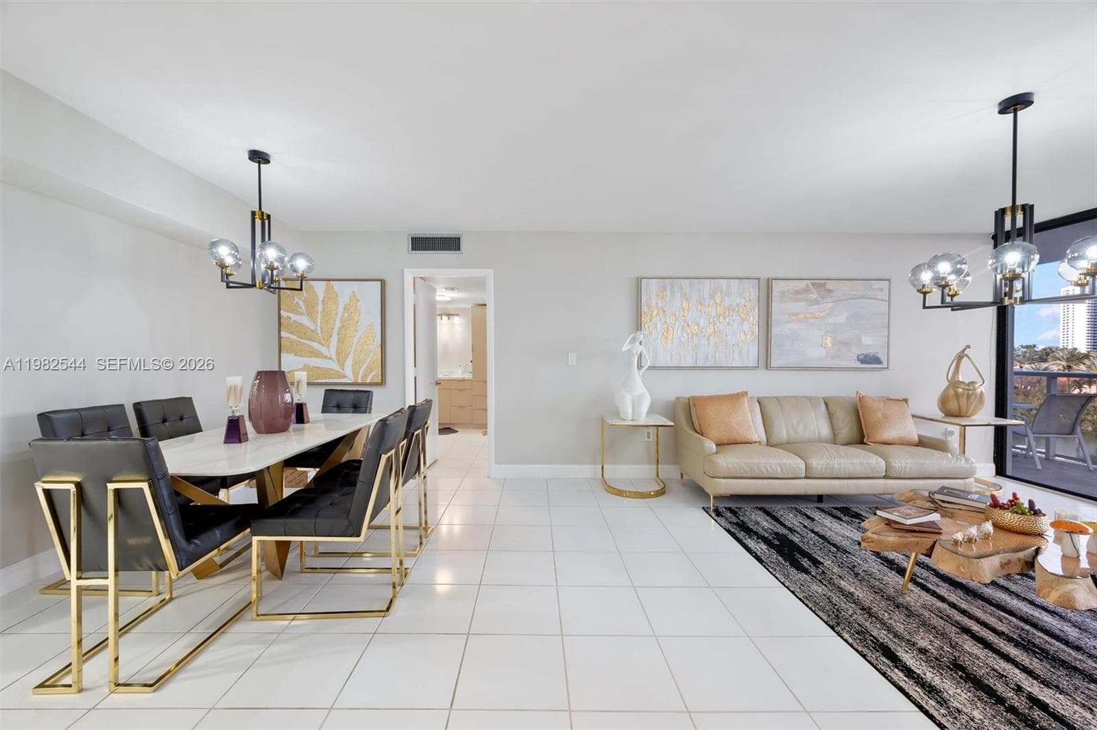 3731 N Country Club Dr 521 photo 5