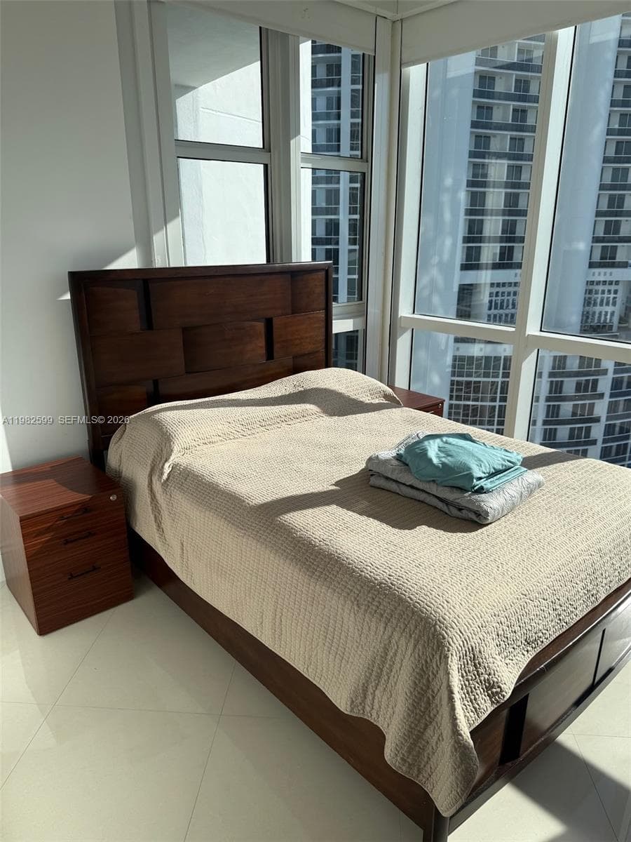 18201 Collins Ave 3407 photo 17