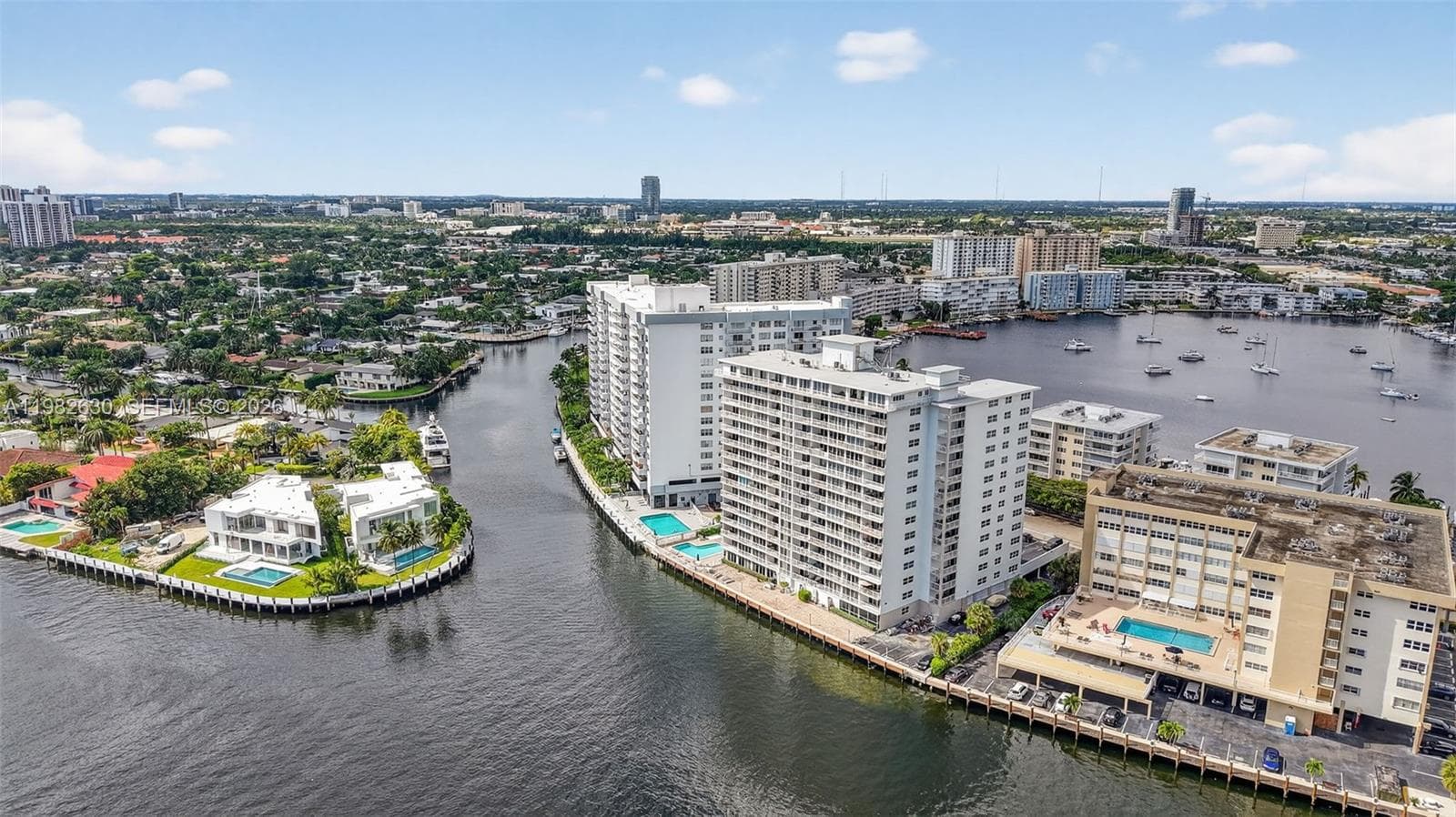 121 Golden Isles Dr 205 photo 6