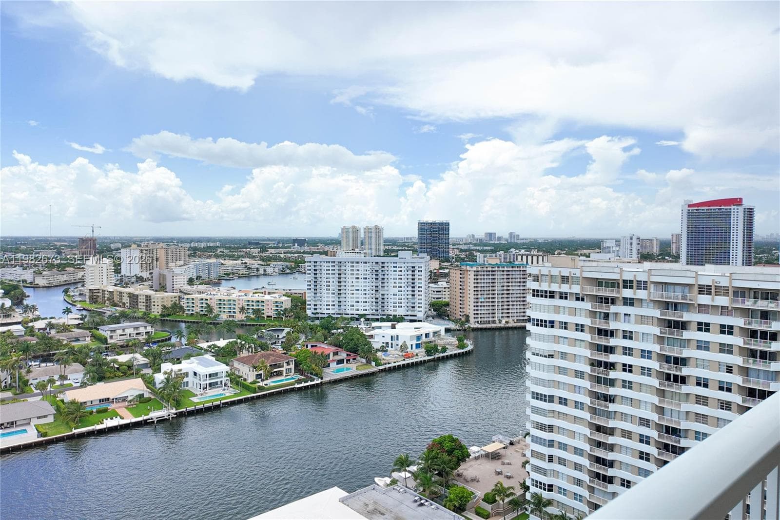 1985 S Ocean Dr 22E photo 4