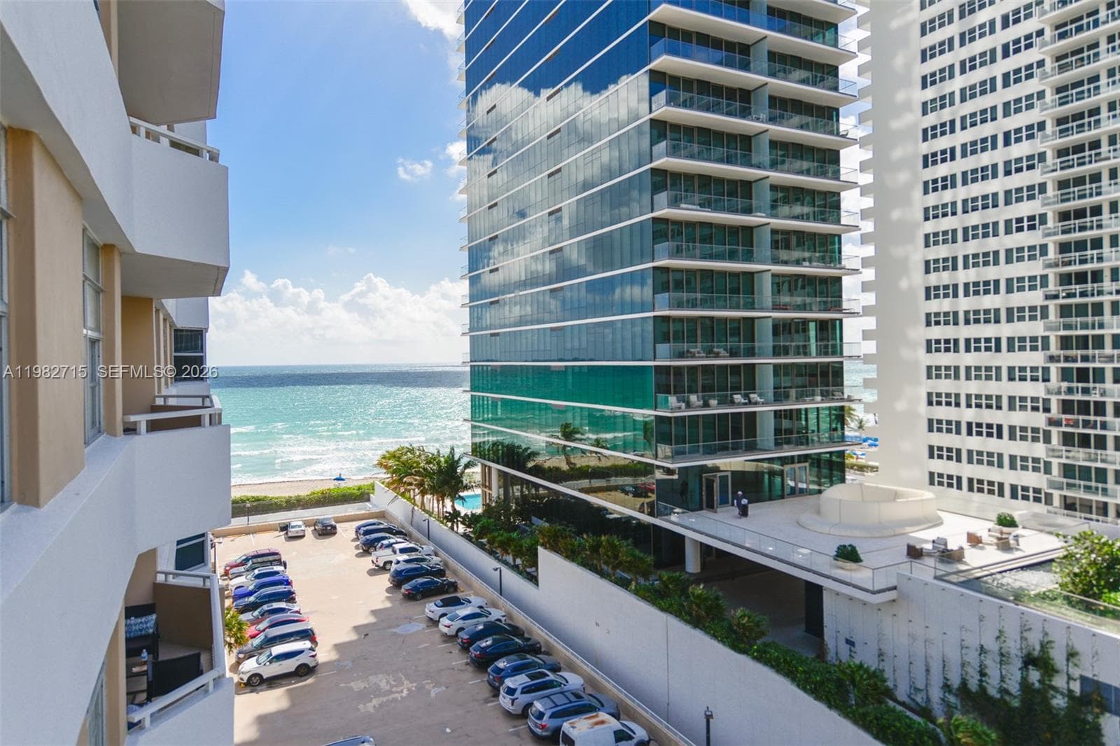 1980 S Ocean Dr 7A photo 1