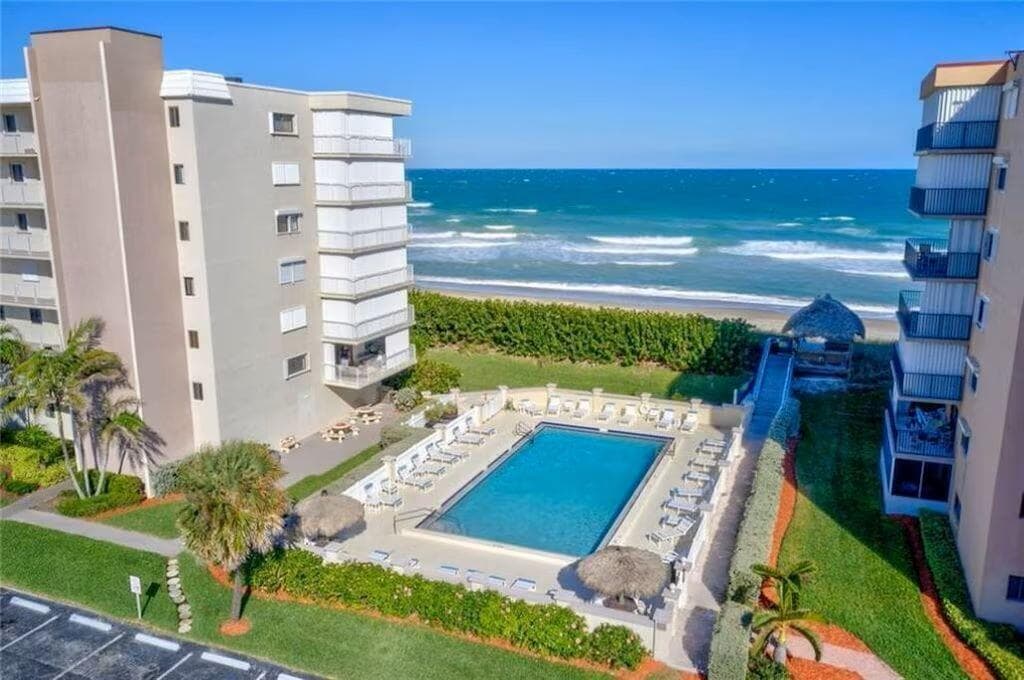 10102 S Ocean Drive 107 photo 1