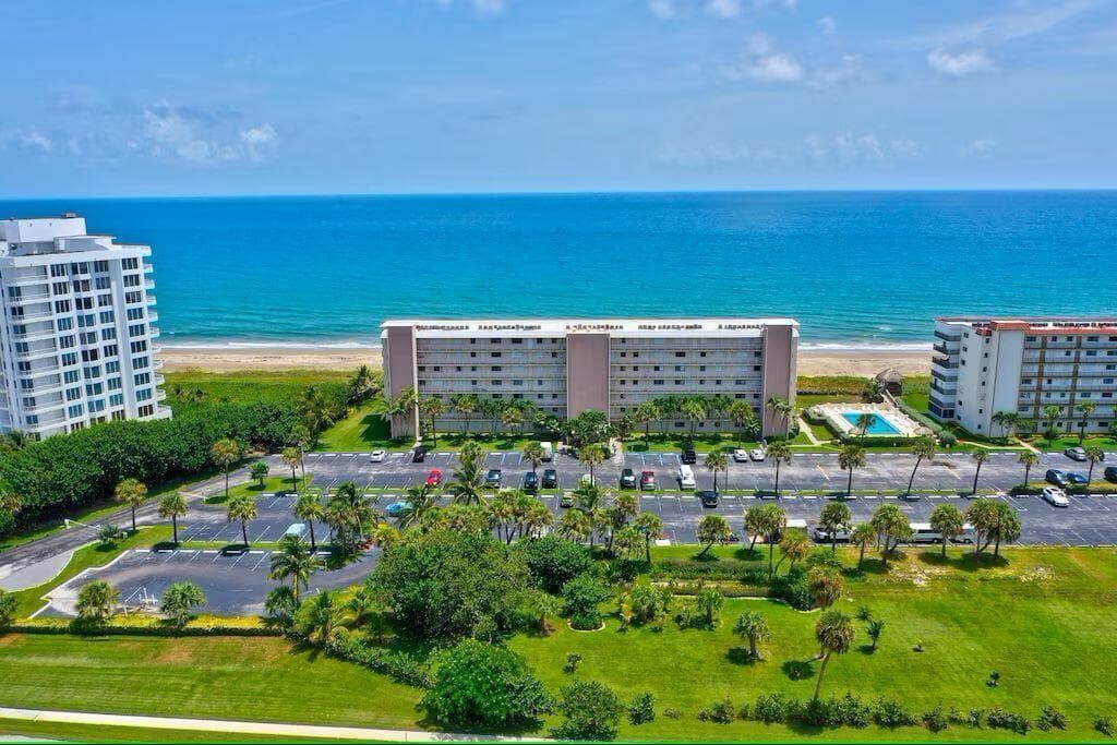 10102 S Ocean Drive 107 photo 9