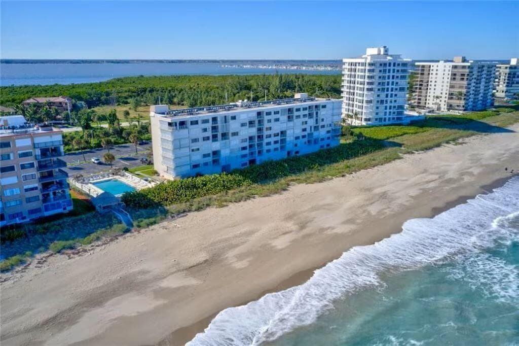 10102 S Ocean Drive 107 photo 15