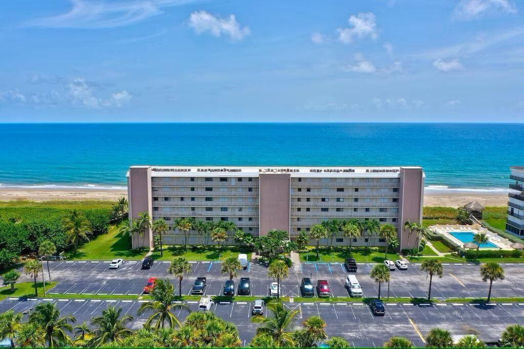 10102 S Ocean Drive 107 photo 4