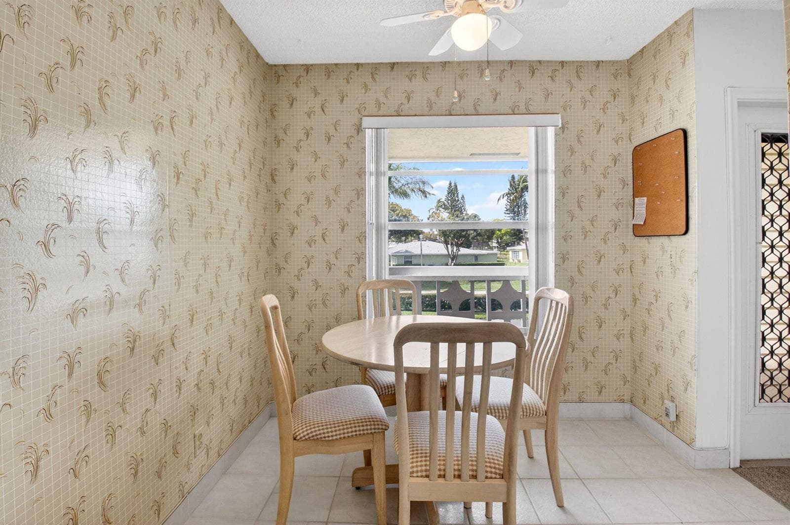 1150 Mahogany Way 203 photo 14