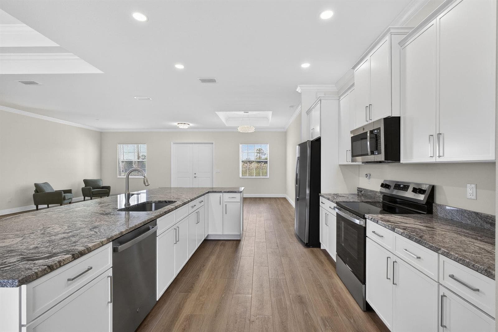 14043 87th Street N photo 12