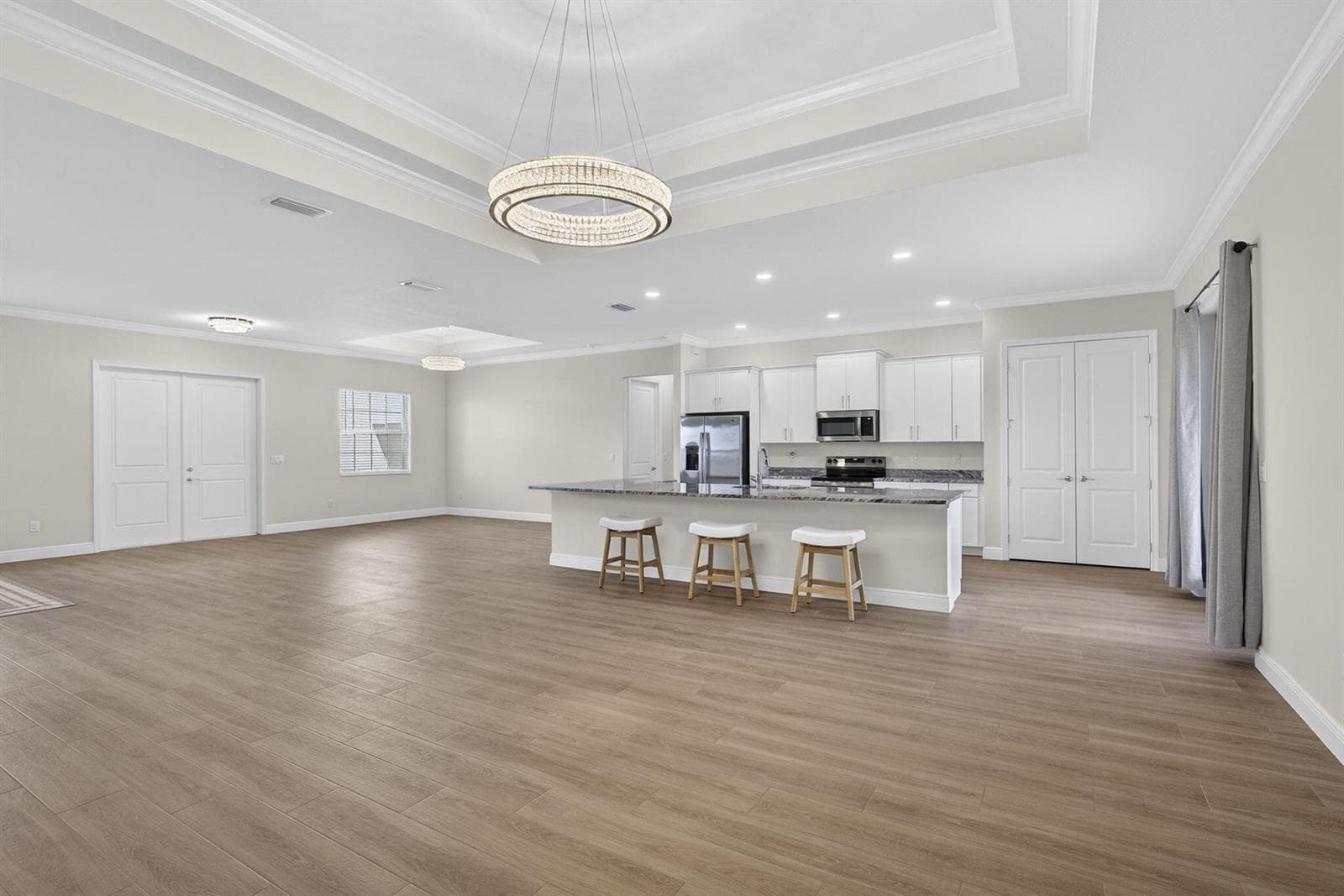 14043 87th Street N photo 3