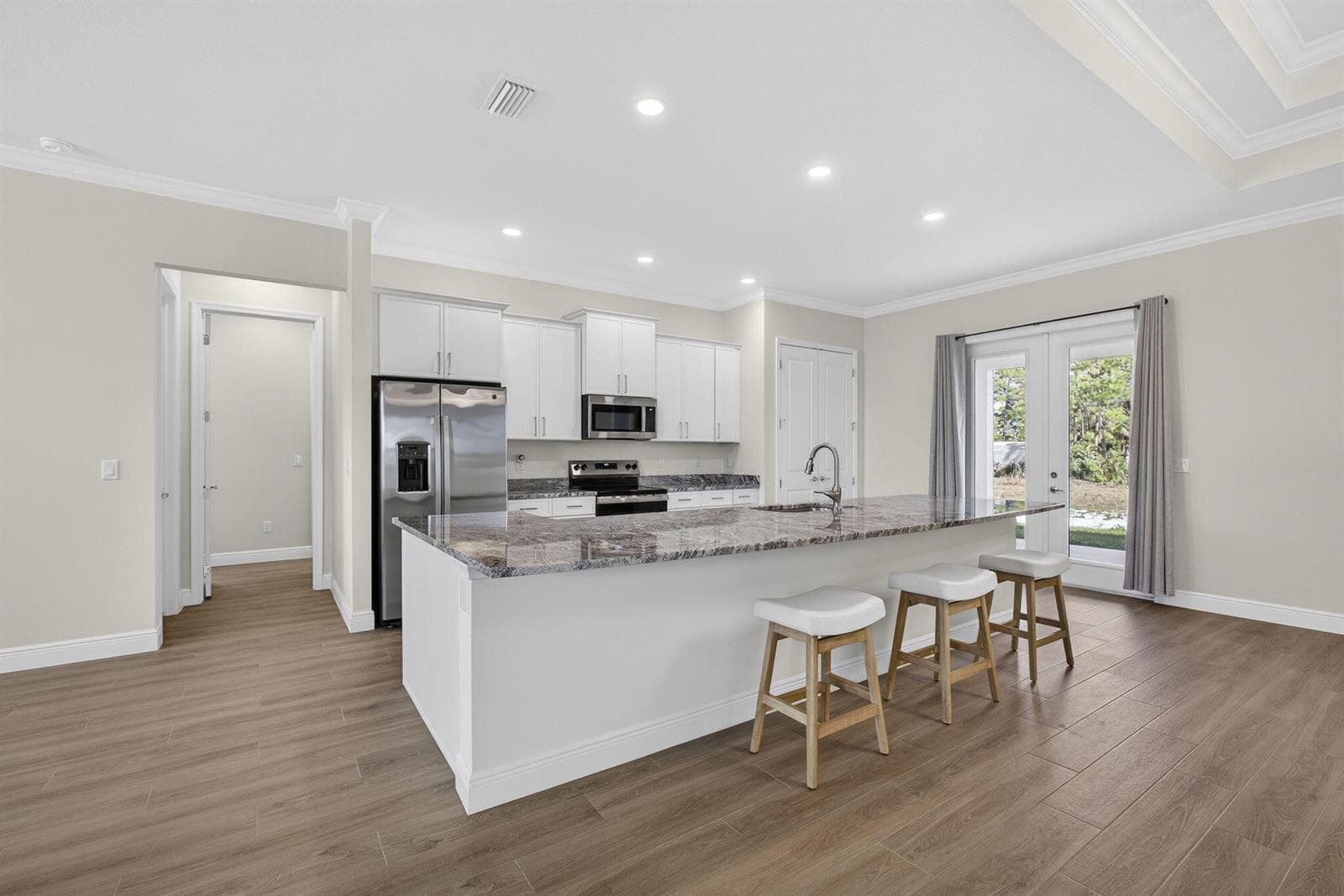 14043 87th Street N photo 10