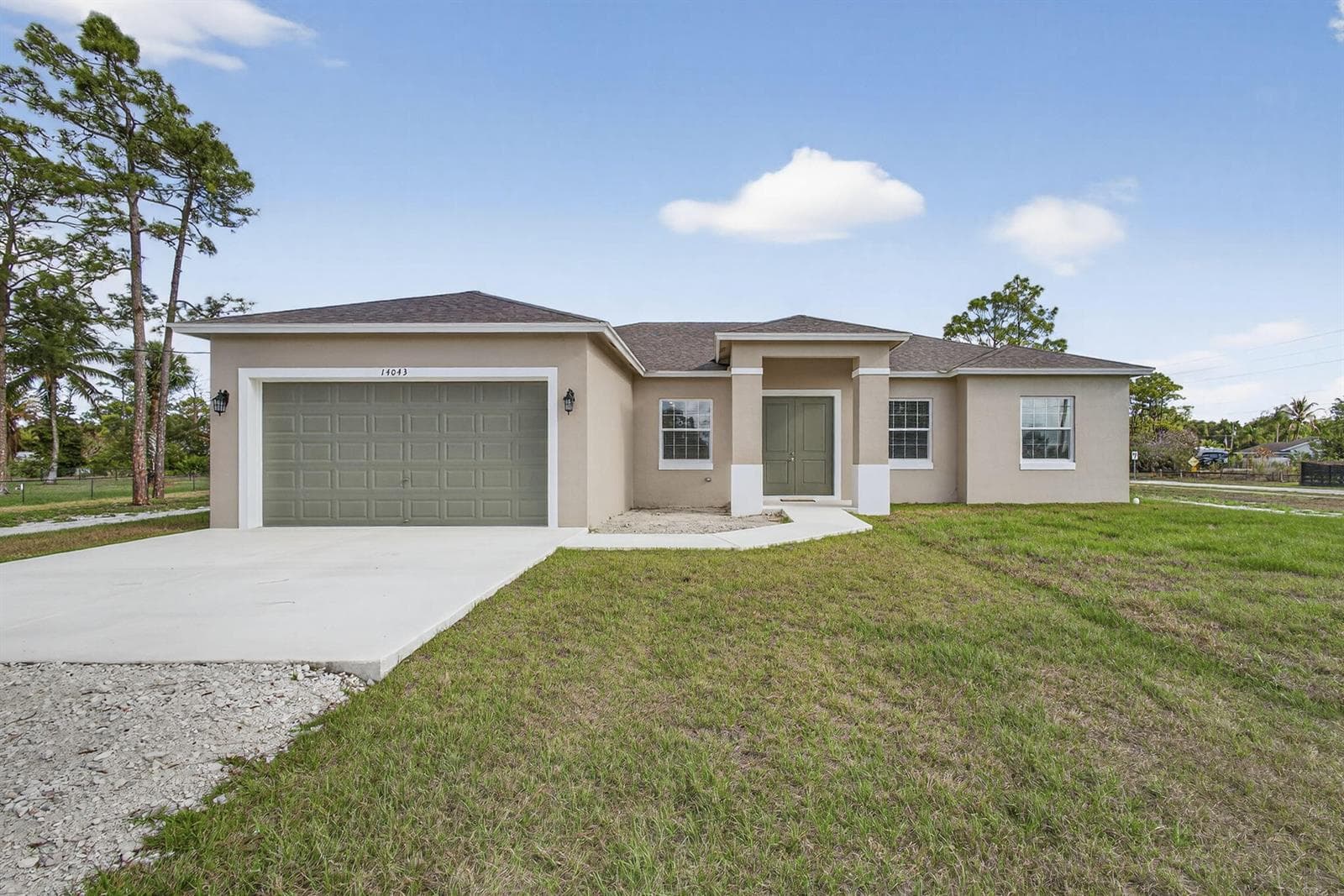 14043 87th Street N photo 4