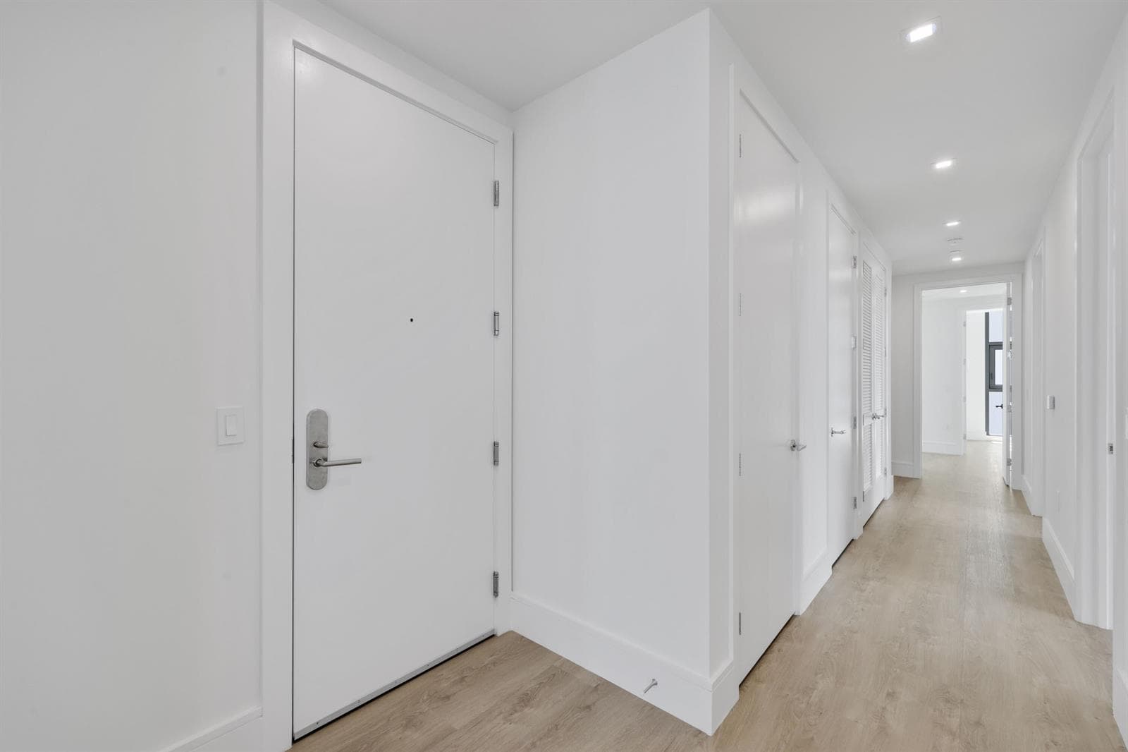 220 Lake Shore Drive 1823 photo 2