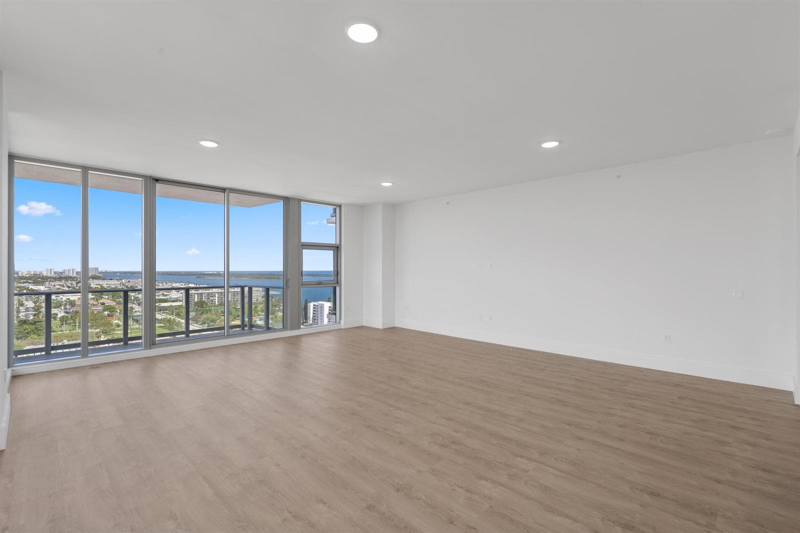 220 Lake Shore Drive 1823 photo 17