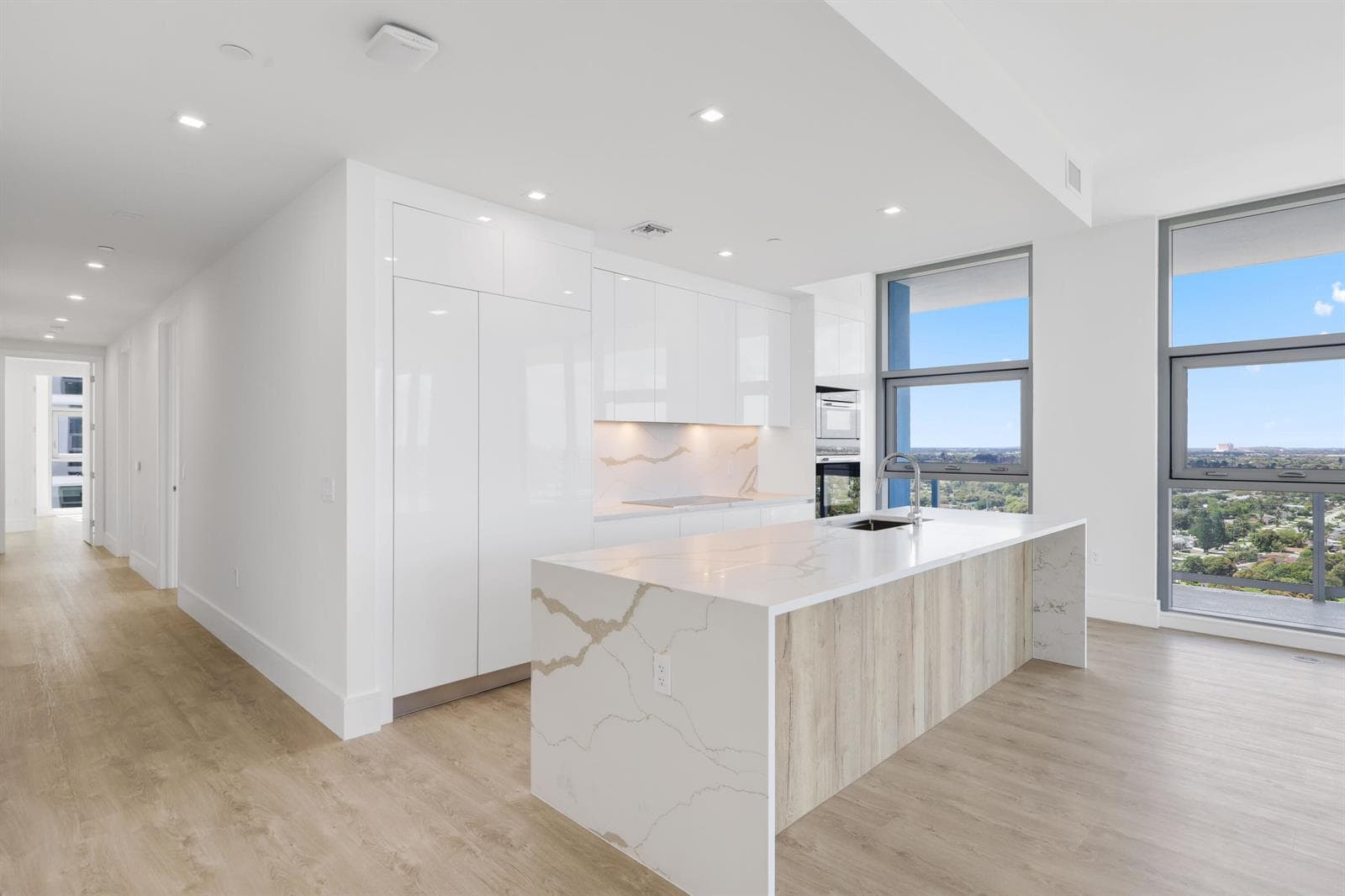 220 Lake Shore Drive 1823 photo 7