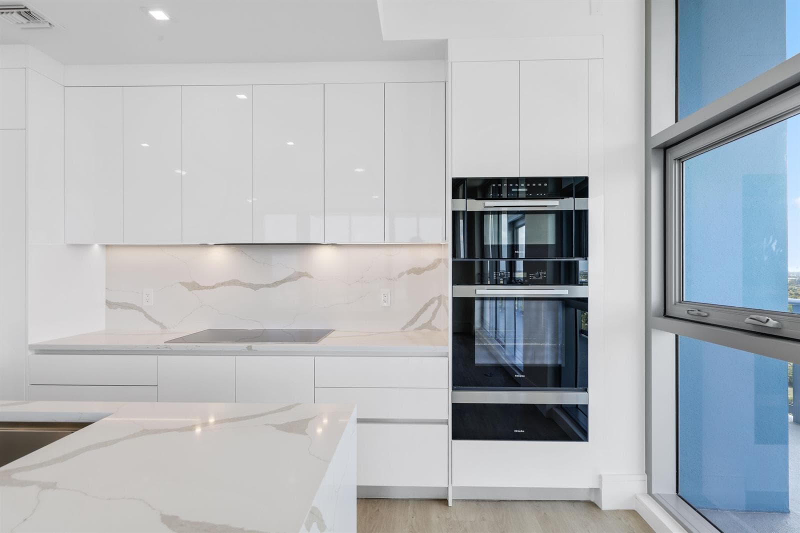 220 Lake Shore Drive 1823 photo 14