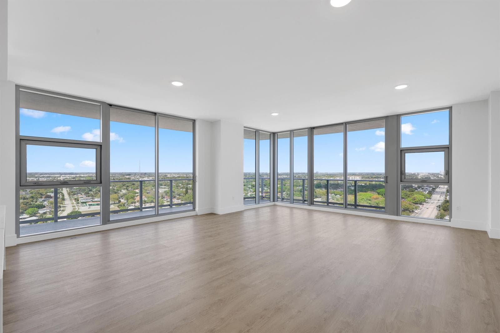 220 Lake Shore Drive 1823 photo 18