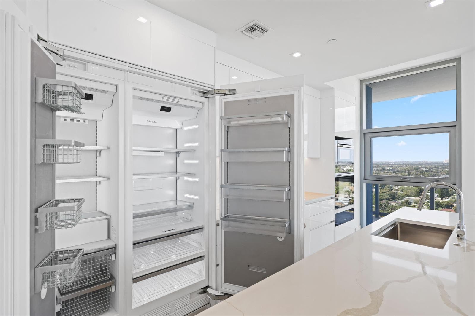 220 Lake Shore Drive 1823 photo 15