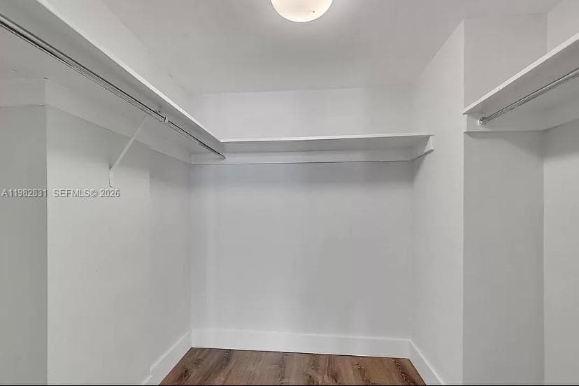 5401 Collins Ave 411 photo 5