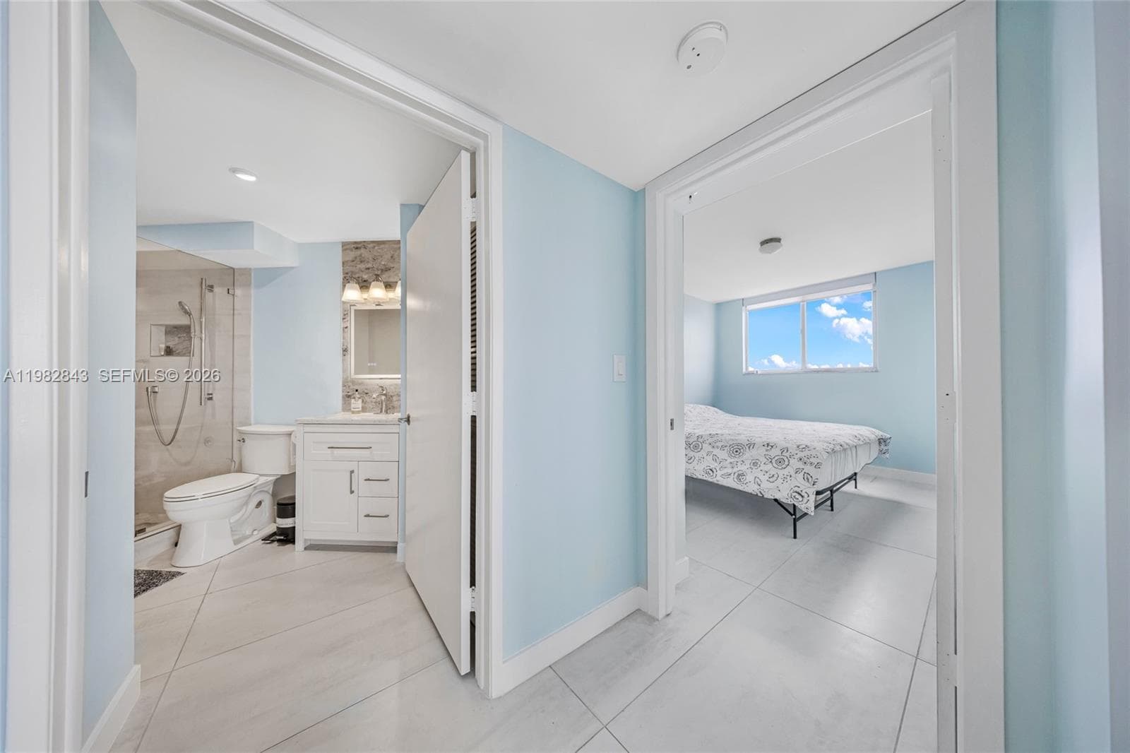 1688 West Ave 801 photo 13