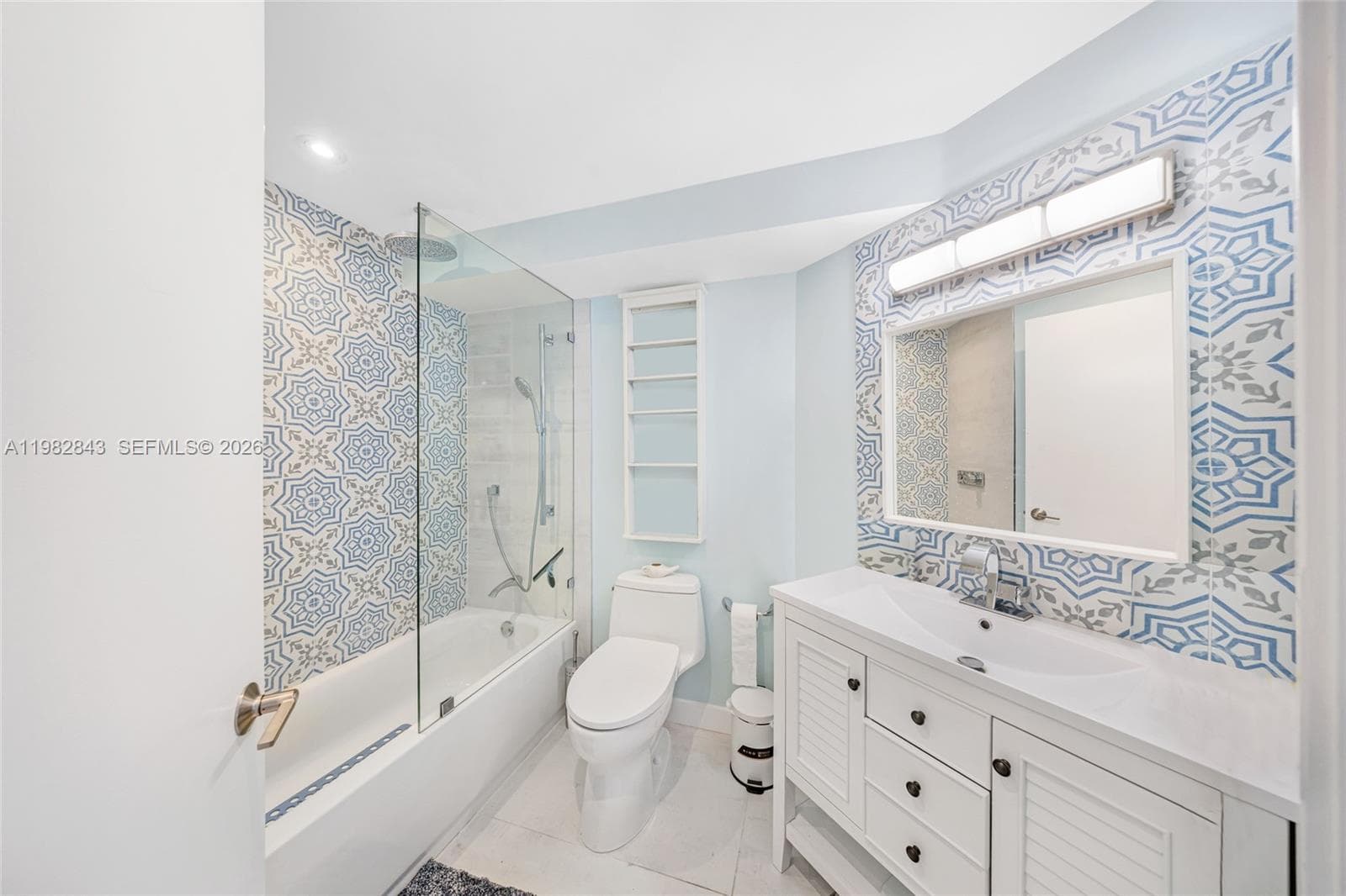 1688 West Ave 801 photo 25
