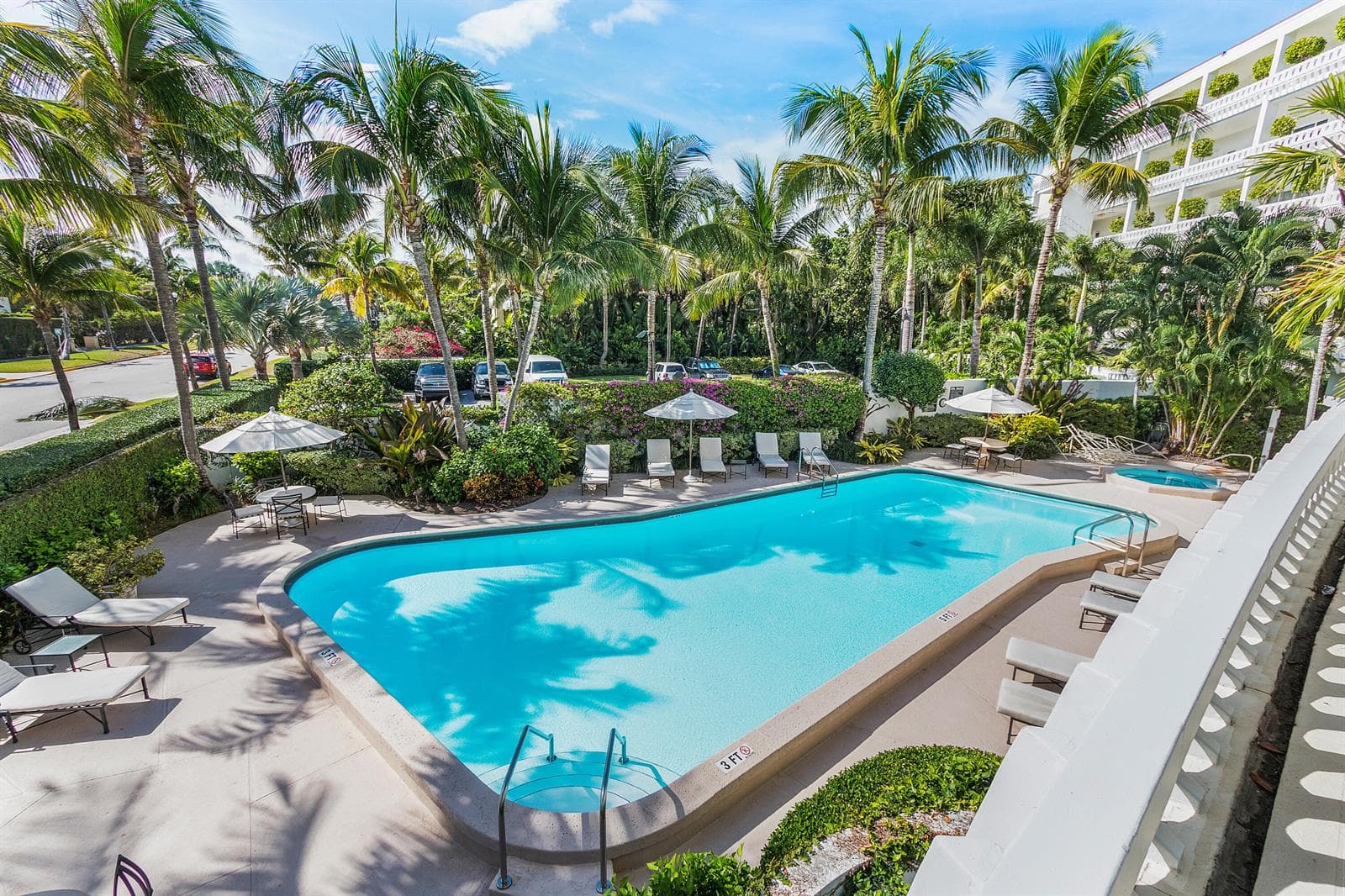 300 S Ocean Boulevard 5g photo 13