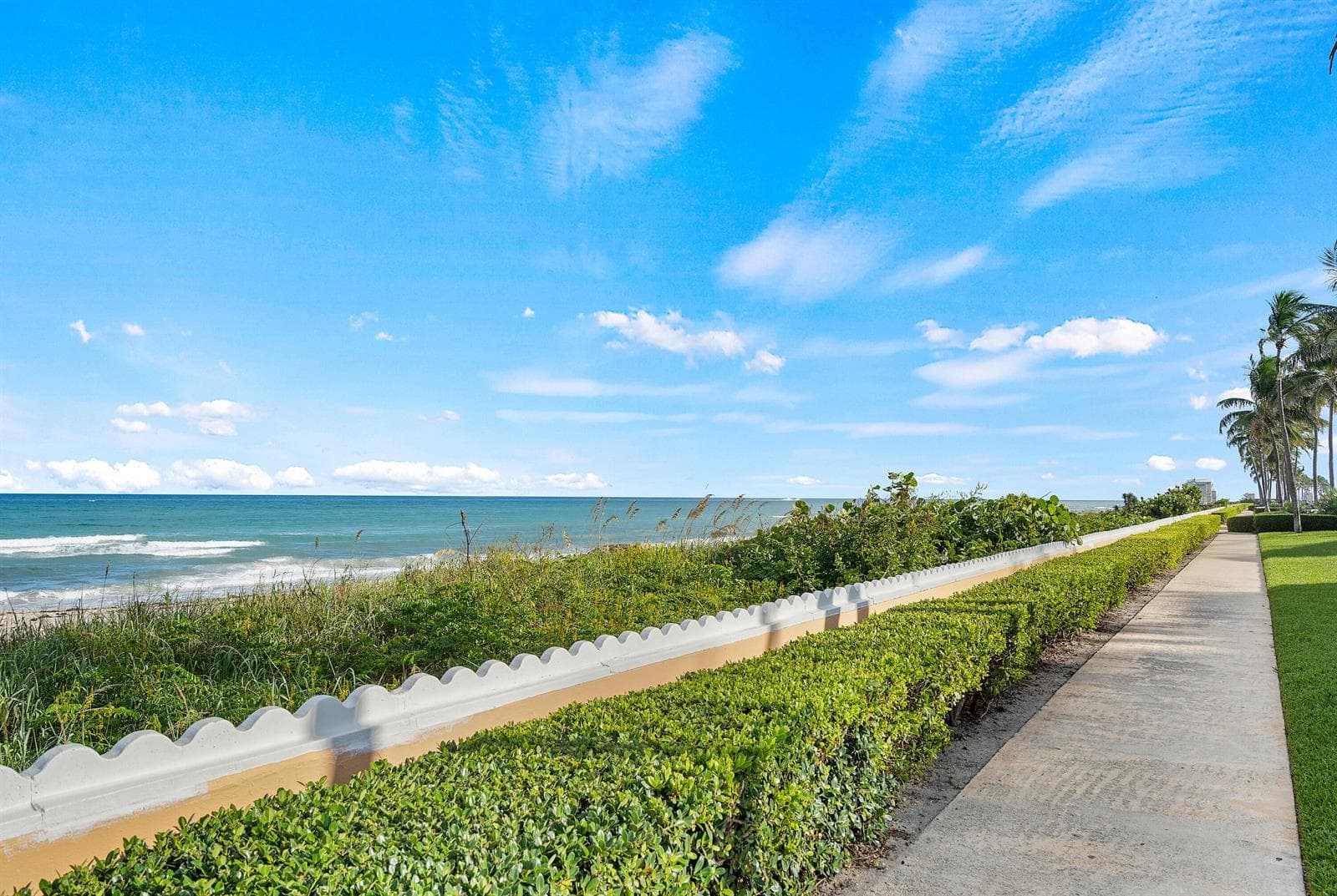 300 S Ocean Boulevard 5g photo 17