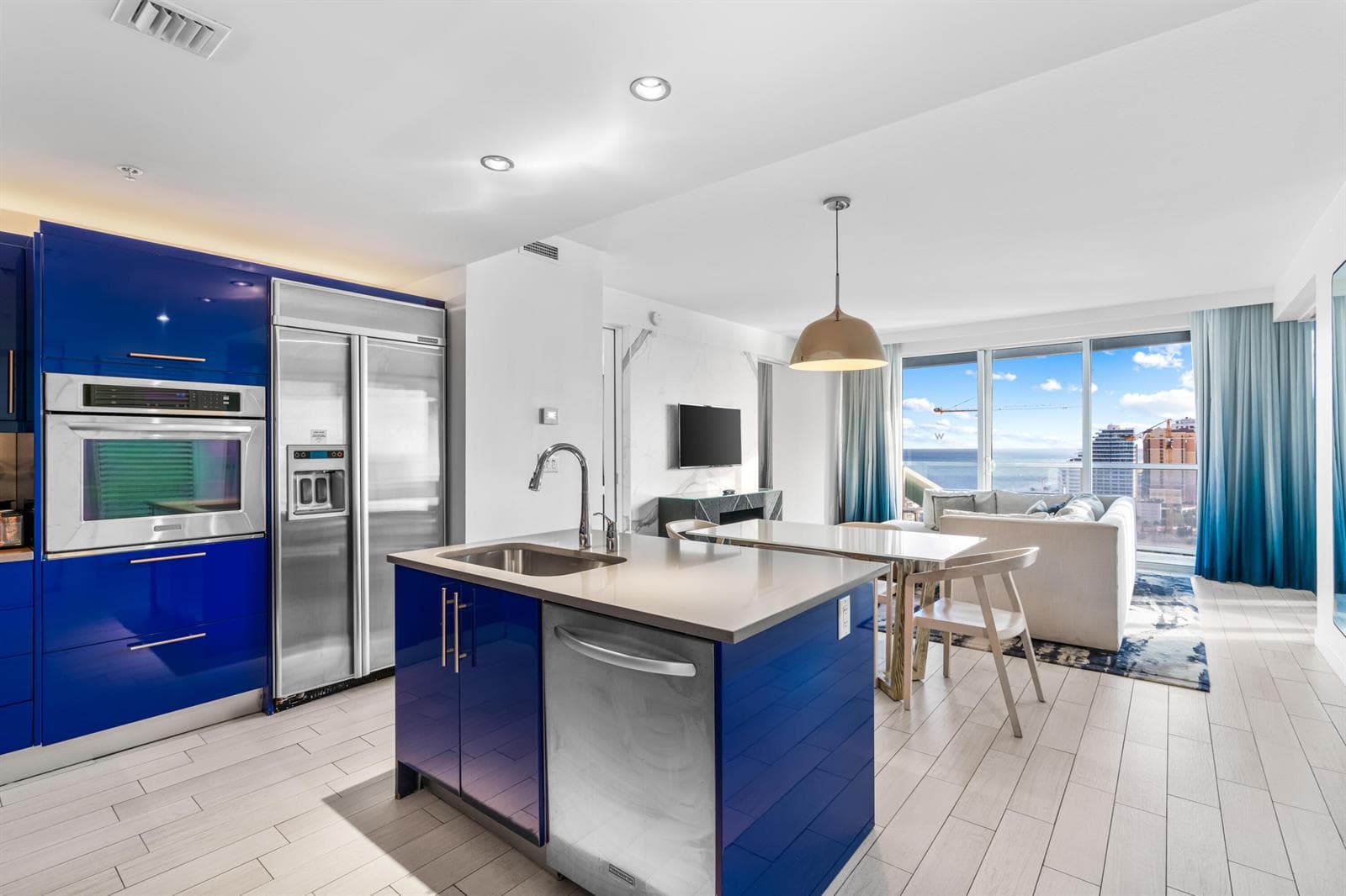 3101 Bayshore Drive 2105 photo 6