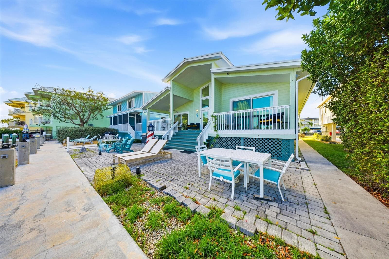 350 E Ocean Drive photo 25
