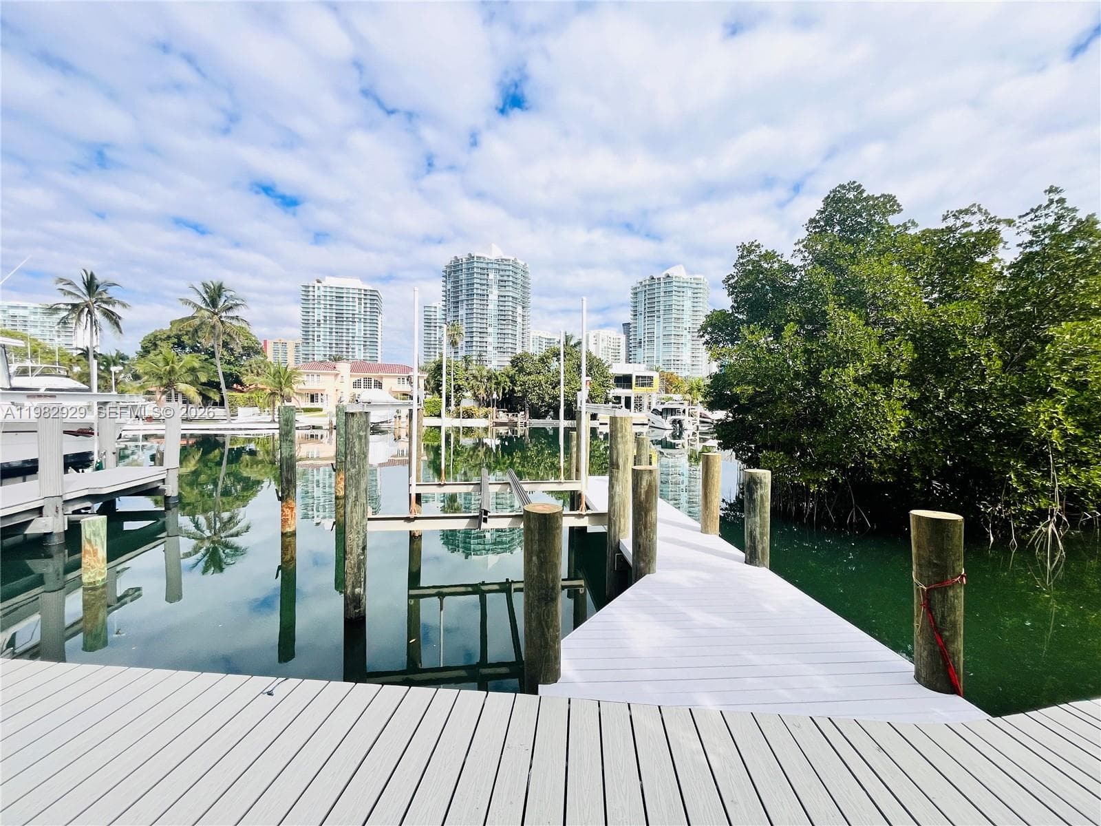 253 Poinciana Dr 603 photo 13