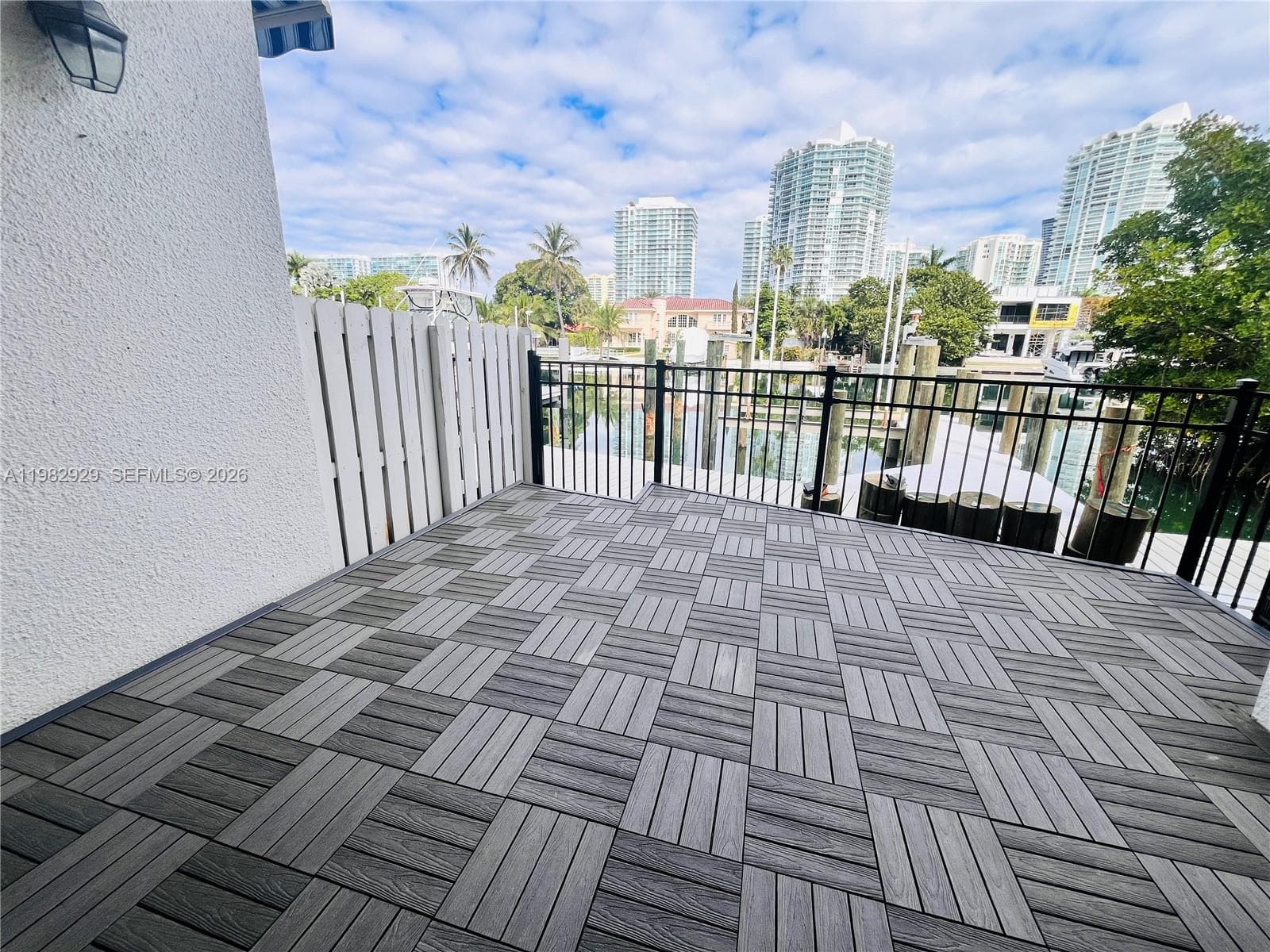 253 Poinciana Dr 603 photo 12