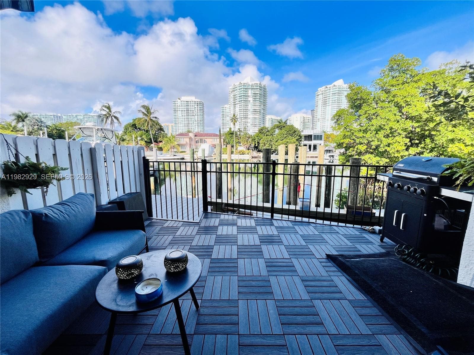 253 Poinciana Dr 603 photo 1