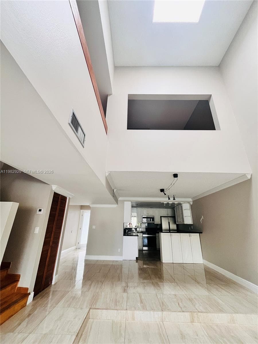 253 Poinciana Dr 603 photo 9