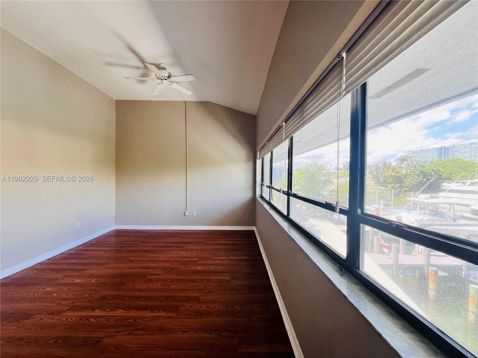 253 Poinciana Dr 603 photo 21