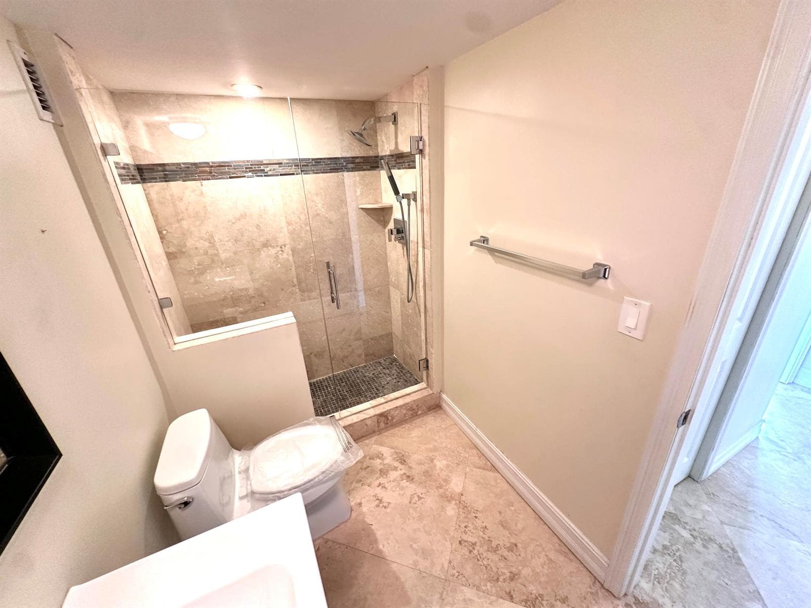 1 Las Olas Circle 1009 photo 10