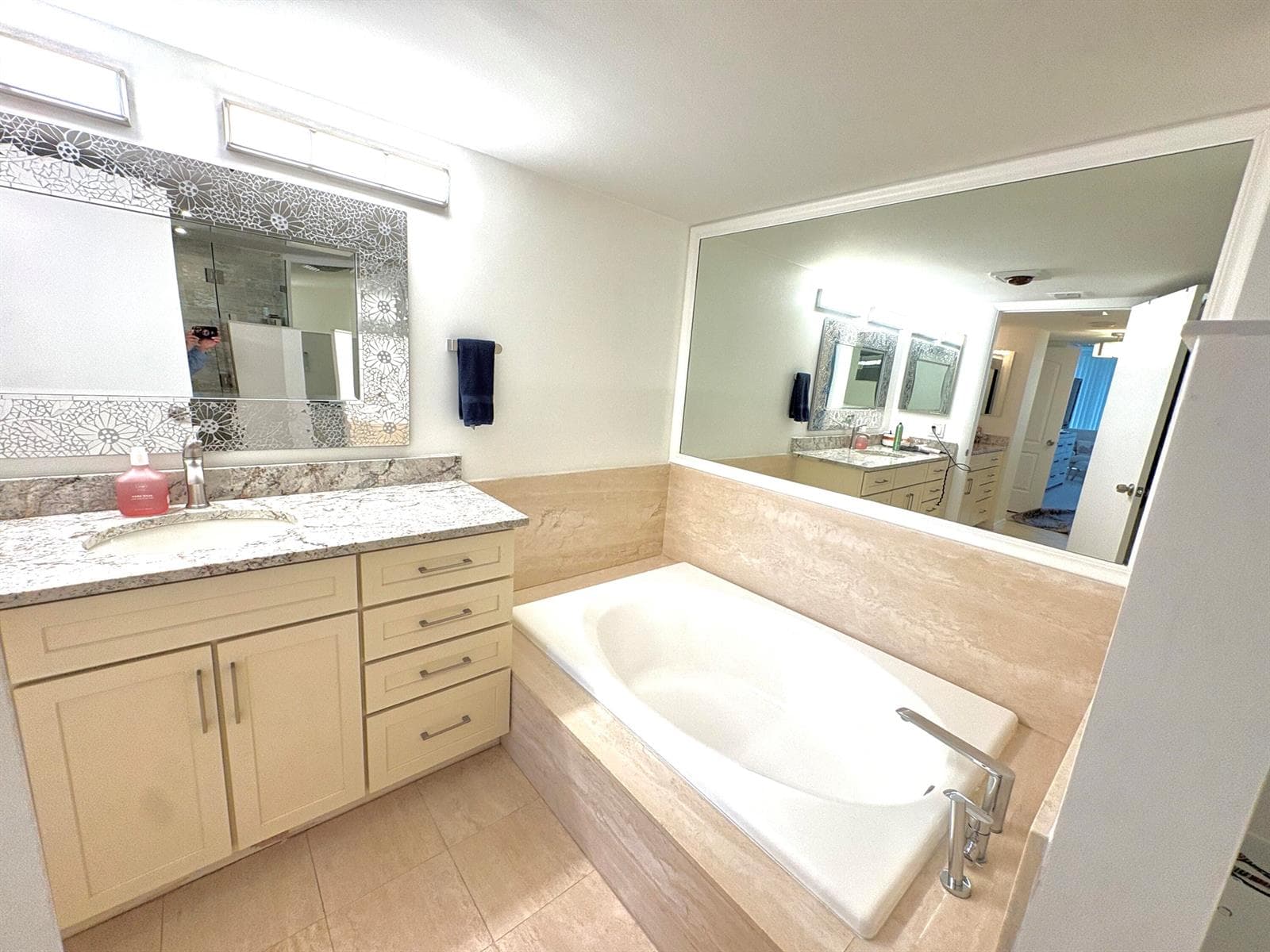 4201 N Ocean Boulevard 302c photo 18