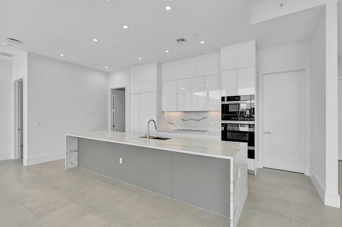 220 Lake Shore Drive 2411 photo 5