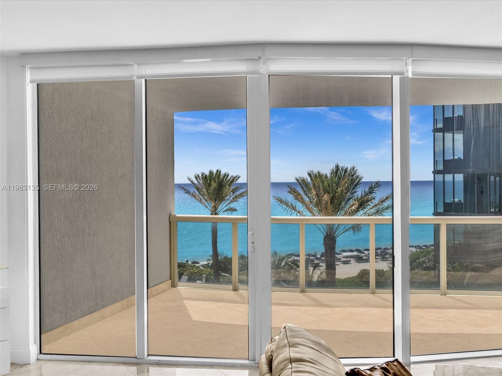 17201 Collins Ave 704 photo 8