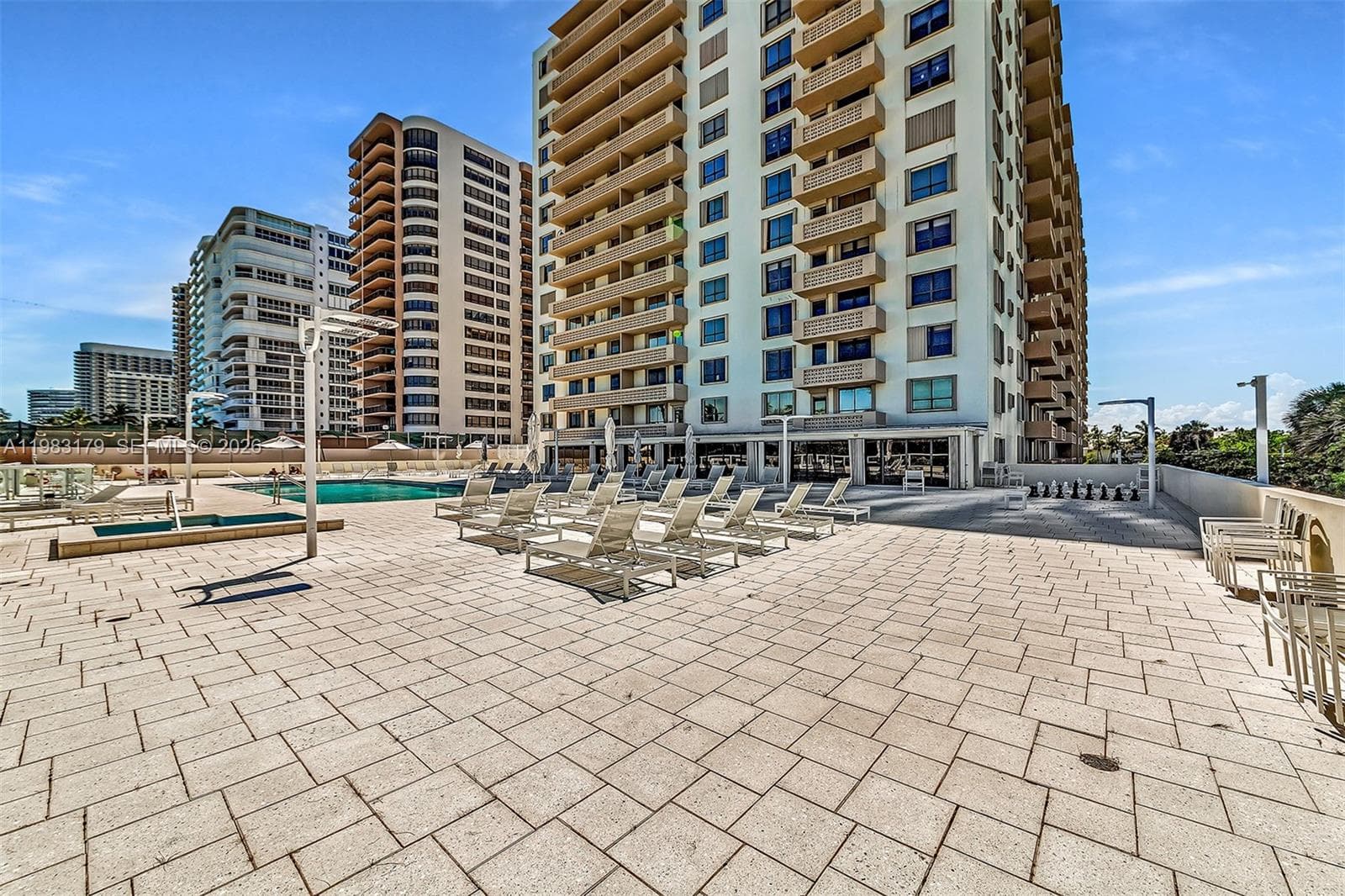 10185 Collins Ave 606 photo 19