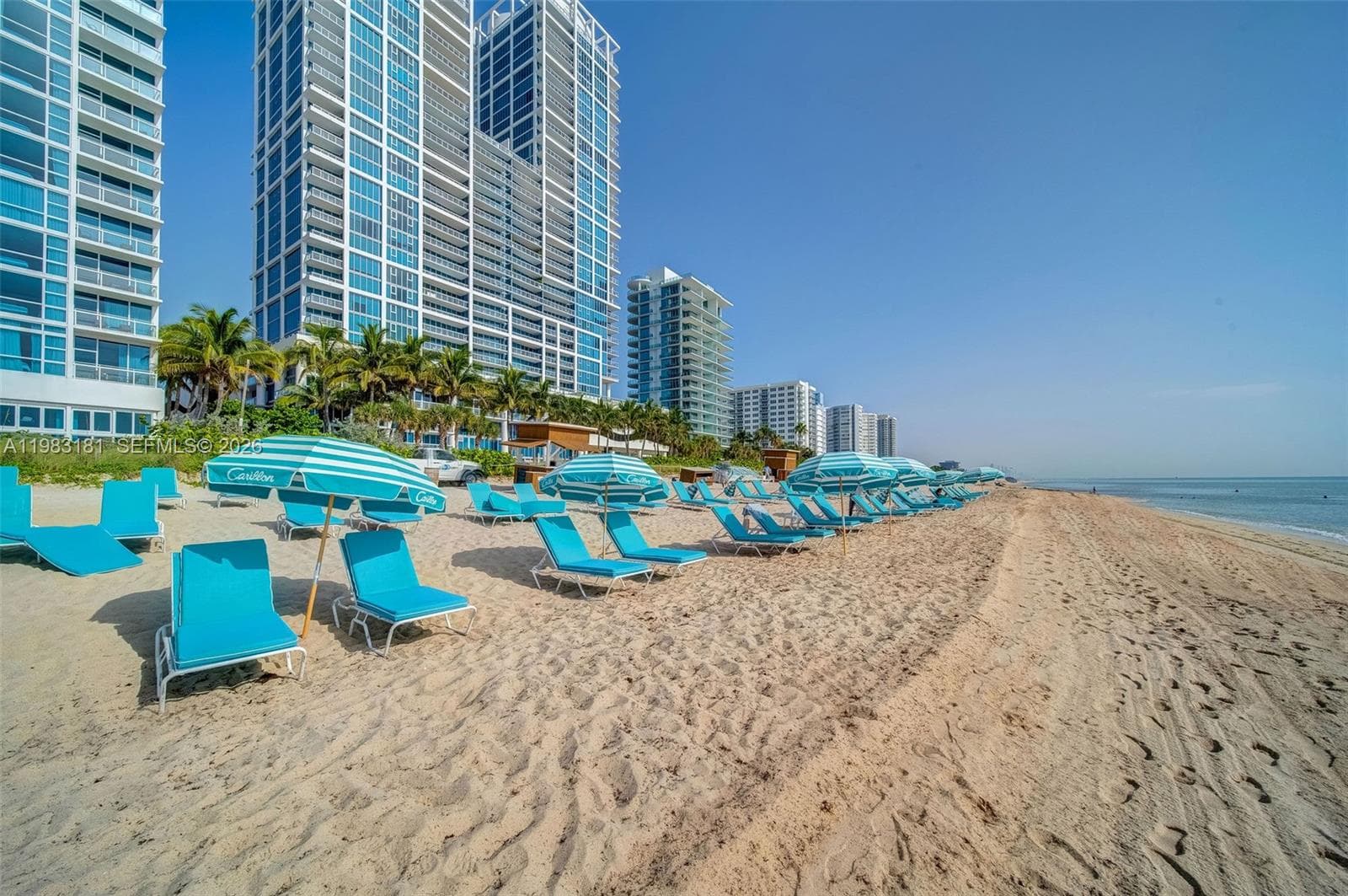 6801 Collins Ave #610 Door 612 photo 18