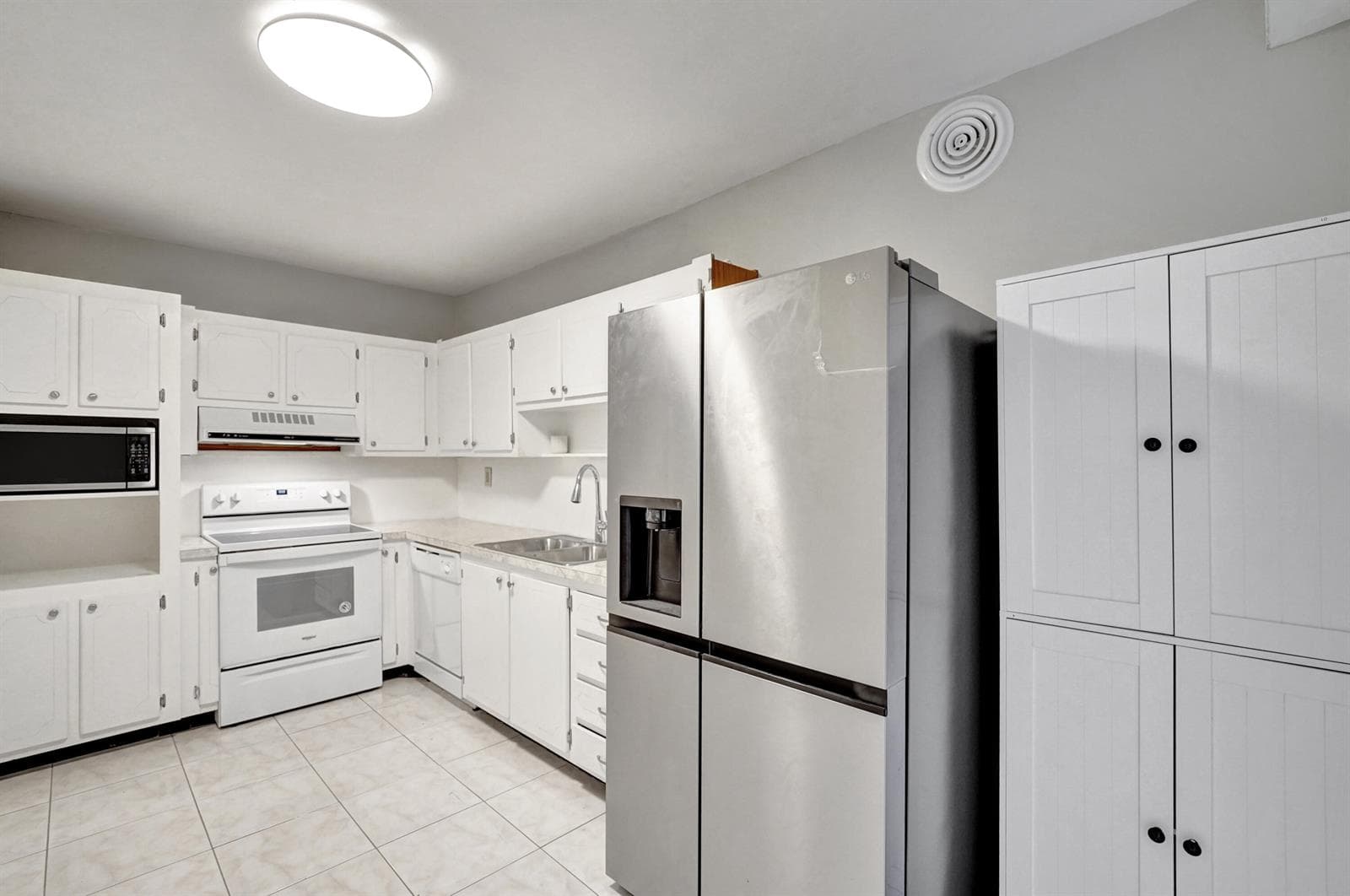 4250 Galt Ocean Drive 9c photo 16