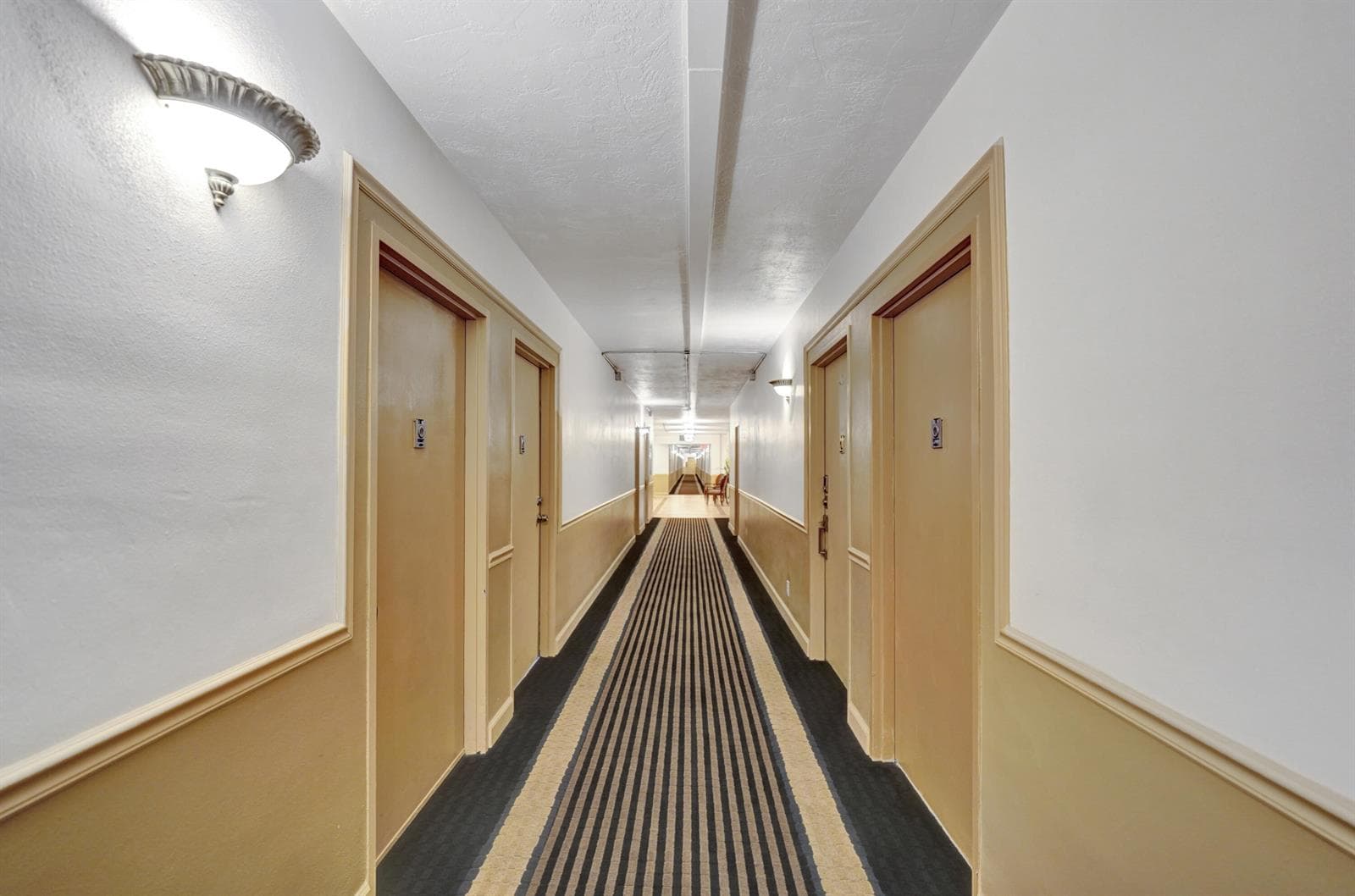 4250 Galt Ocean Drive 9c photo 15