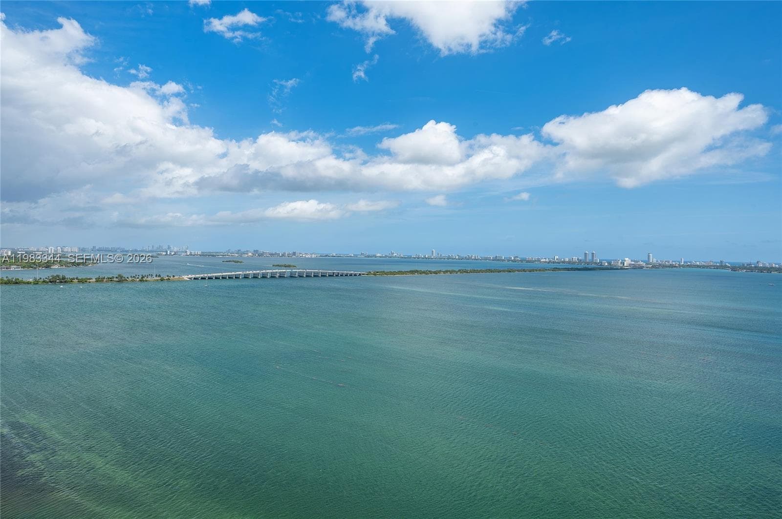 700 24th St 2506 photo 2