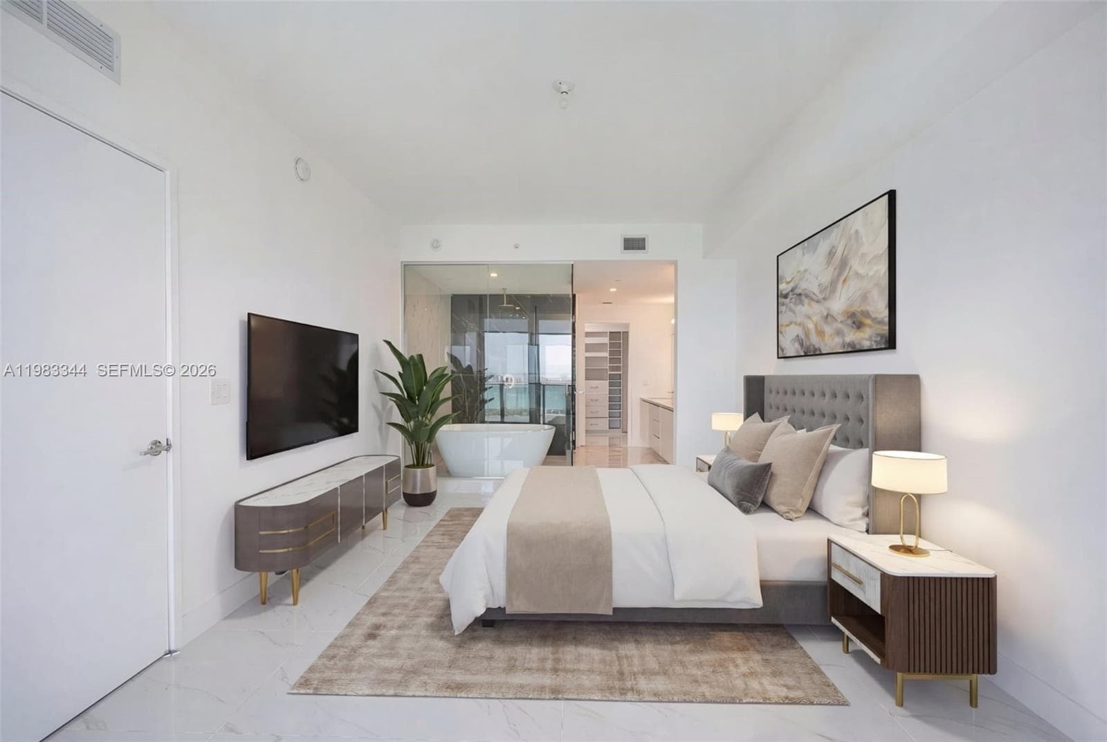 700 24th St 2506 photo 17