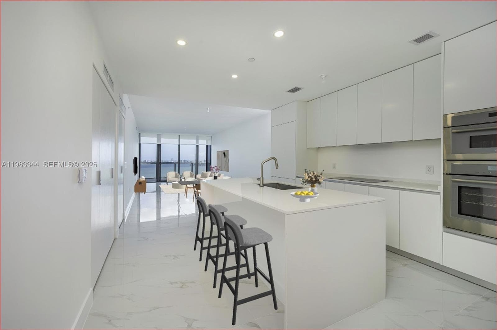 700 24th St 2506 photo 4