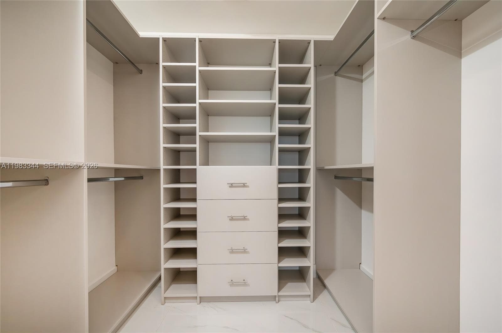 700 24th St 2506 photo 25