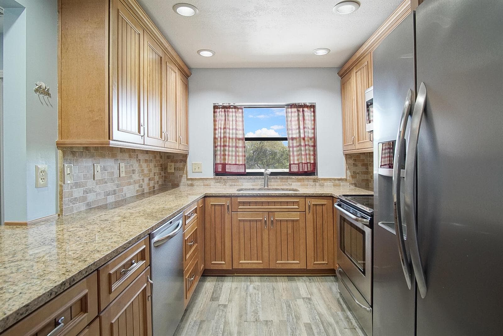 6041 SE Landing Way photo 16