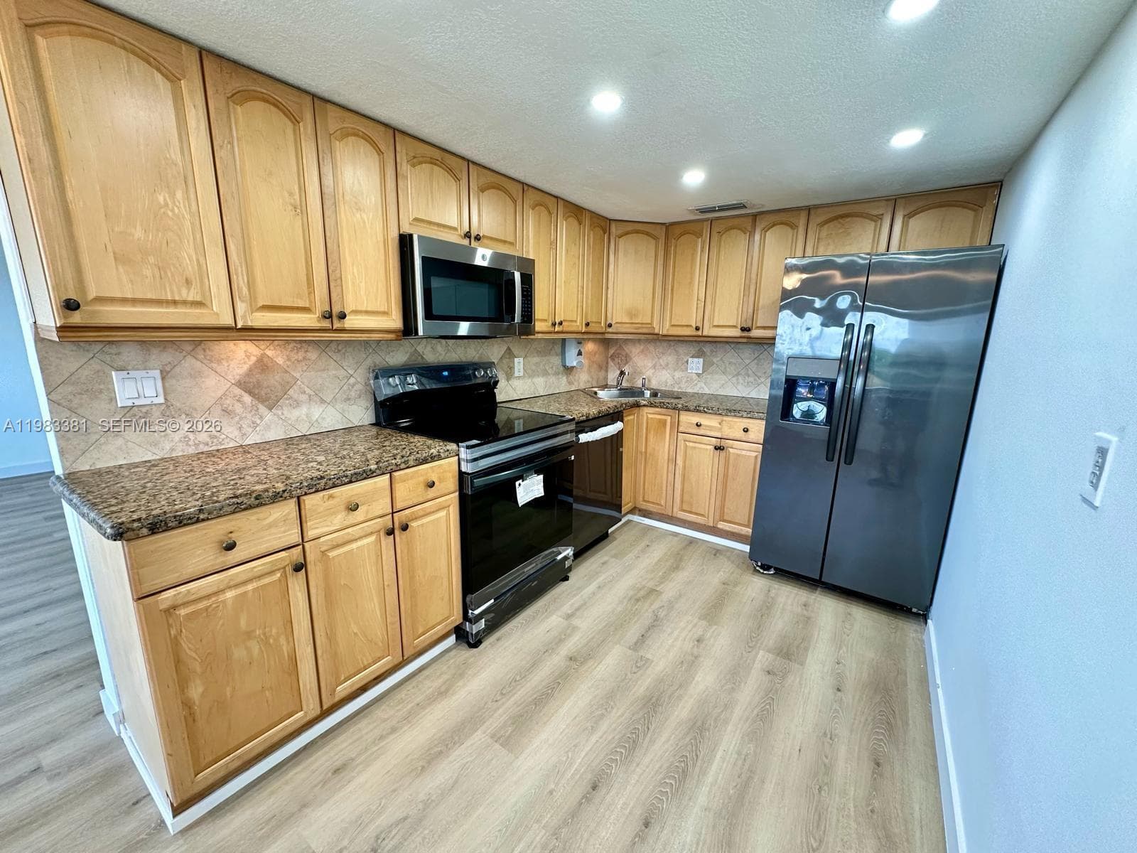 455 Golden Isles Dr 308 photo 4