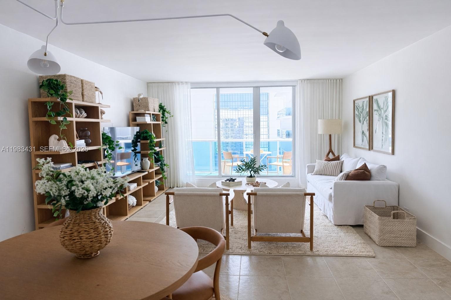 2301 Collins Ave 1501 photo 3